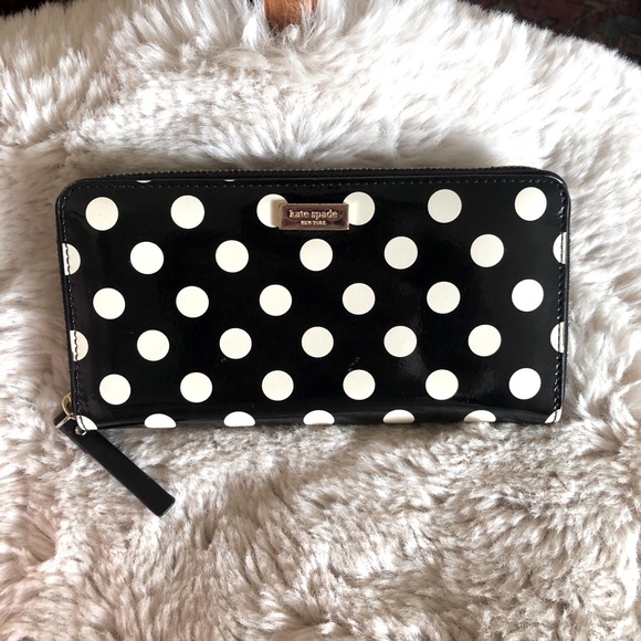 kate spade Handbags - Kate Spade Nede Carlisle patent leather wallet